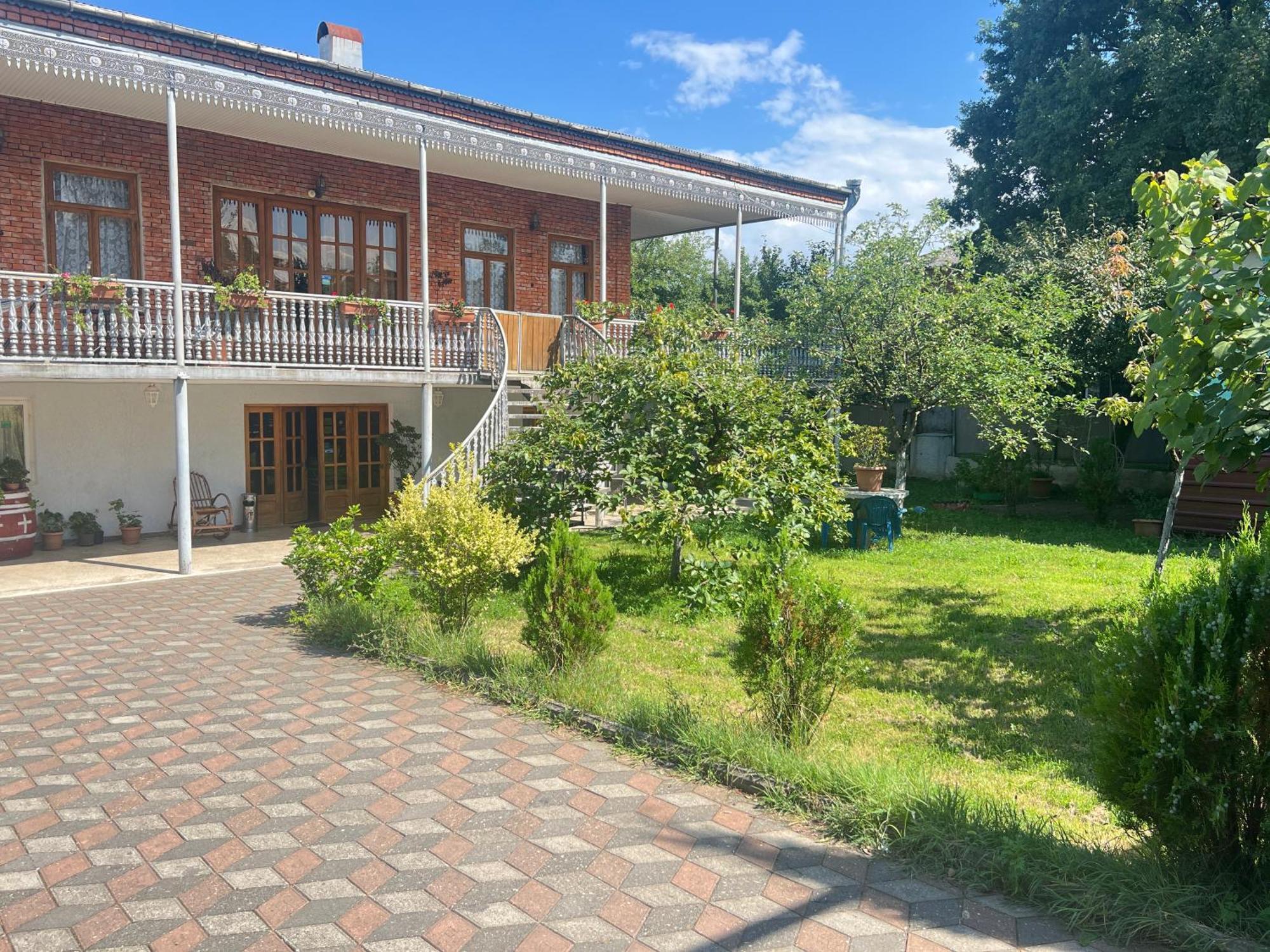Guesthouse Zedafoni Zestafoni Exterior photo